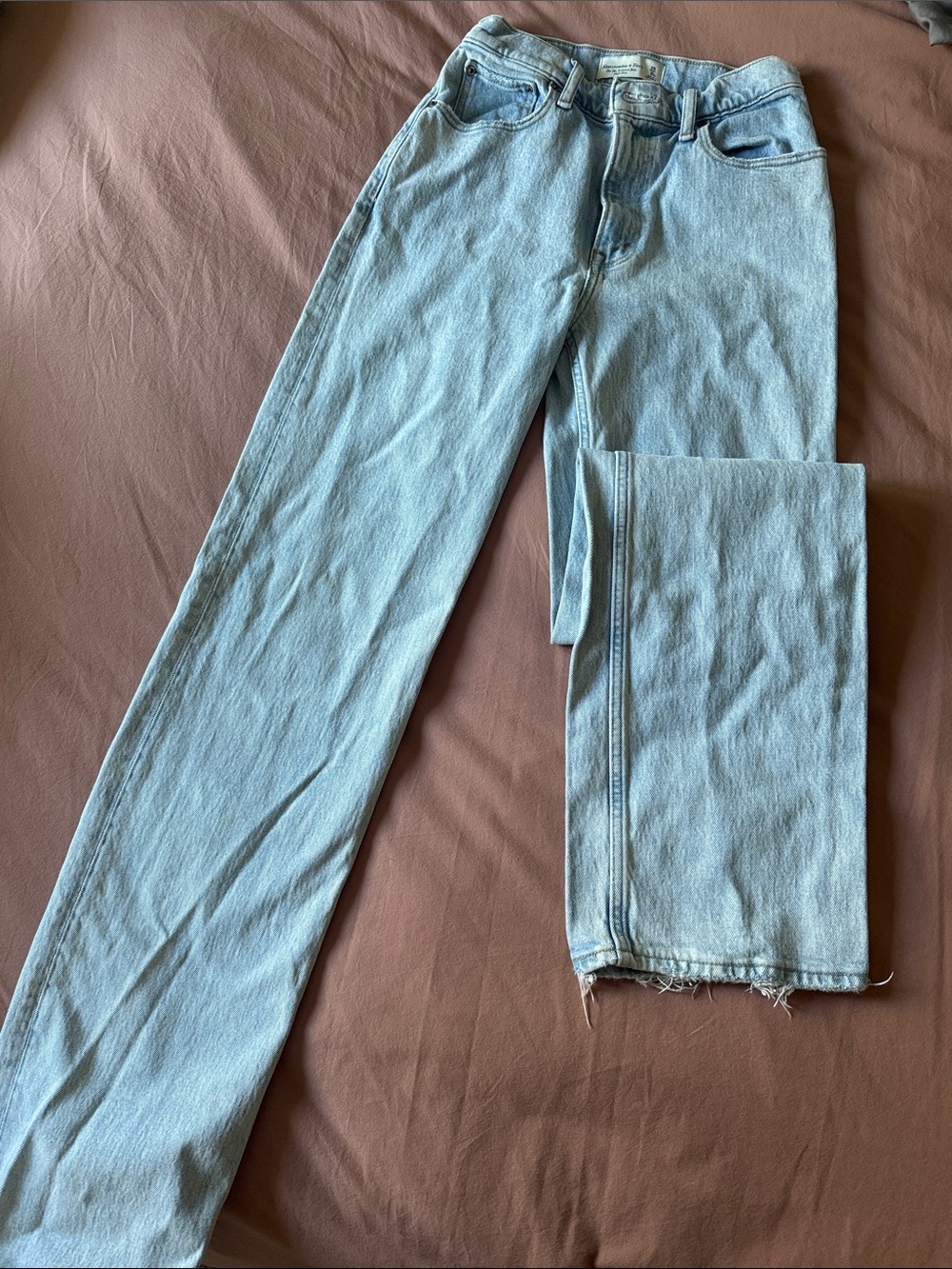 Abercrombie & Fitch Light Blue High-Rise Relaxed Jeans size 25 Tall